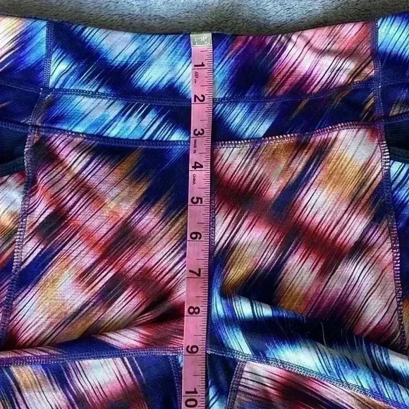 Athleta Cropped Leggings Multicolor Size Small EUC - Picture 8 of 11